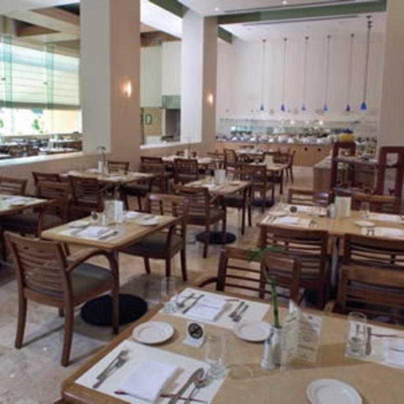 Fiesta Inn Culiacán Restaurant foto